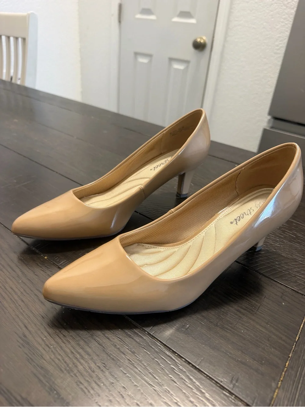 Classic Pointed-Toe Nude Patent Pumps - Comfort Cushioned Heel